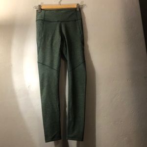 NWT Outdoor Voices Warmup Leggings 7/8 Length